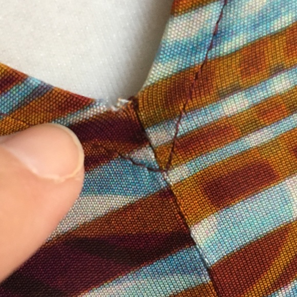 Incredible Alexis tunic top! - Picture 8 of 8